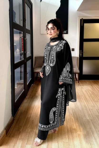 Unstitched Embroidered Lawn 3Pc Suit